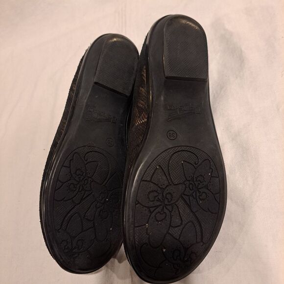 Dansko black leather slip-on loafers black lace design womens size EUR 38 US 7.5 - Picture 6 of 9